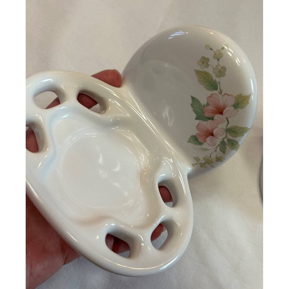 Vintage Floral Ceramic Wall-Mounted Soap Dish Toothbrush Holder Set Cottage Core - Picture 3 of 6